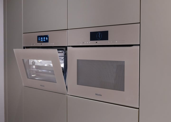 Luxe keukenapparatuur: de apparaten van een high-end keuken