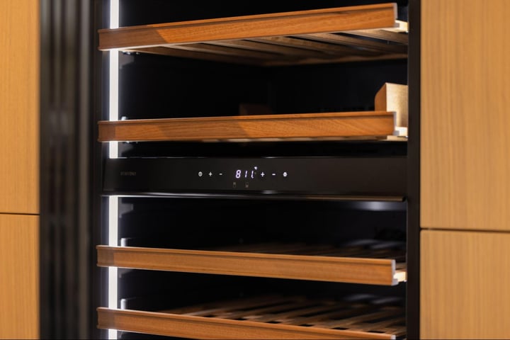 Wijnklimaatkast kiezen: functies, soorten en inspiratie voor je keuken